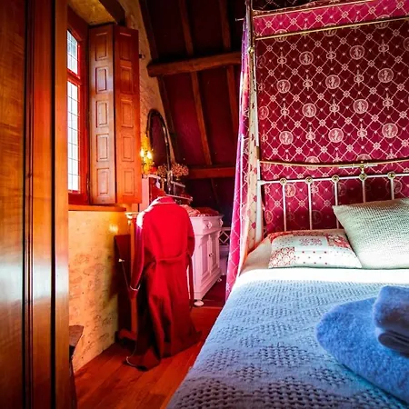 Chateau Les Fournels Holiday home
